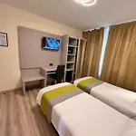 Aurora Hotel