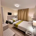 Aurora 3* Mestre