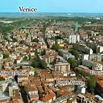 Aurora 3* Mestre
