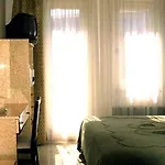 Hotel Aurora