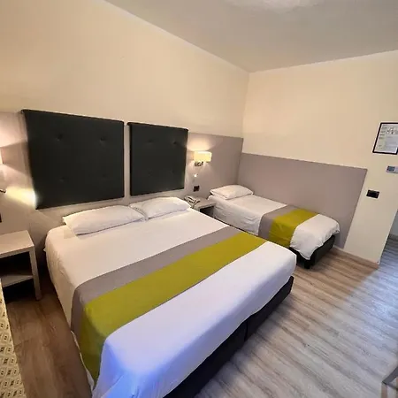 Aurora 3* Местре
