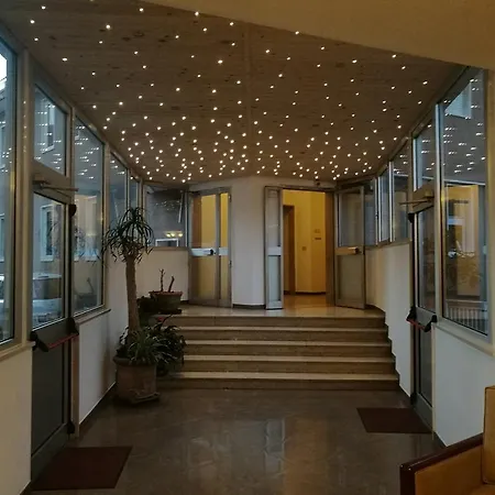 Hotel Aurora 3*