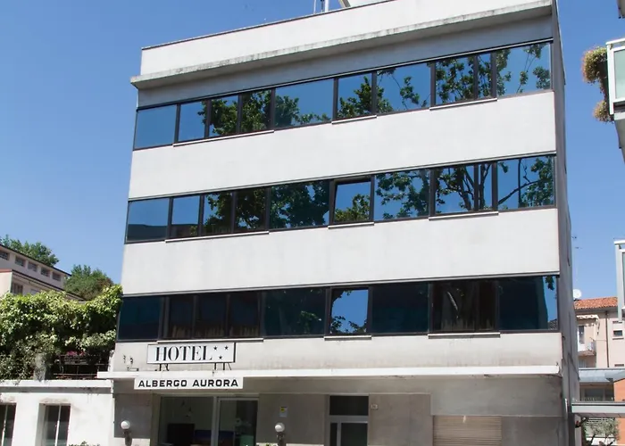 Aurora 3* Μέστρε