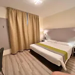 Aurora 3* Mestre