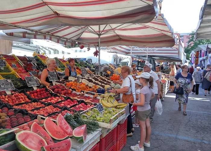 Aurora Отель Местре