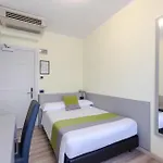 Aurora Hotell Mestre